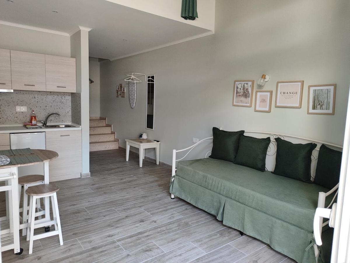 Kamares Suites 2 Nea Kallikrateia Eksteriør bilde